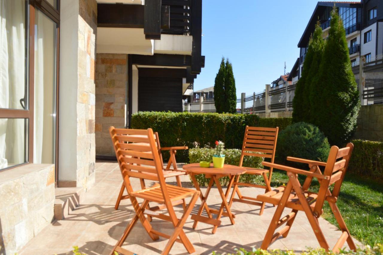 Stylish 1 Bedroom Apartment In Aspen Golf Resort 반스코 외부 사진